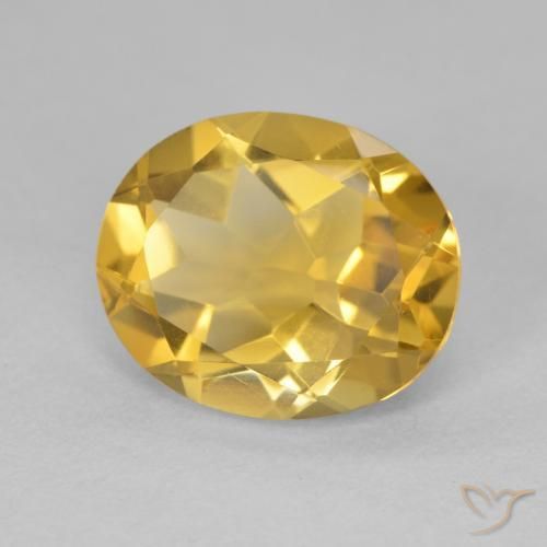 Citrino Dorado natural de 4.06 ct, Ovalada, VVS