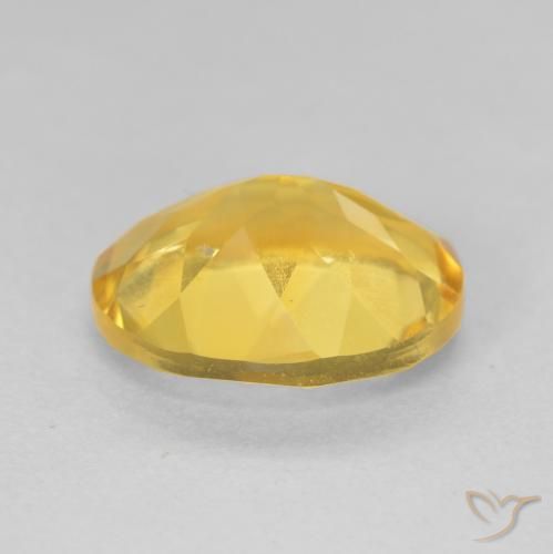 Citrino Dorado medio natural de 4.05 ct, Ovalada, VVS