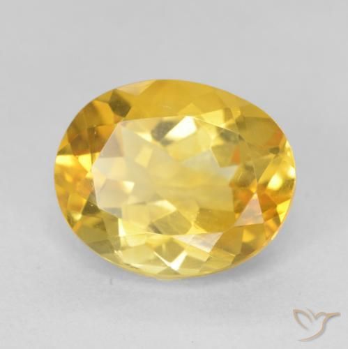 Citrino Dorado medio natural de 4.12 ct, Ovalada, VVS