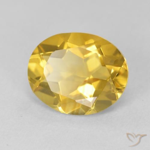 Citrino Dorado medio natural de 3.66 ct, Ovalada, VVS