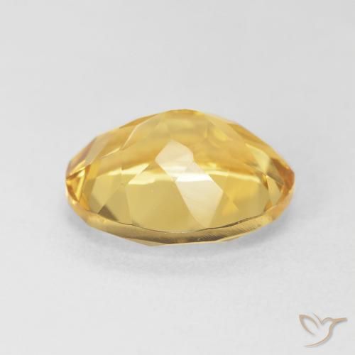 Citrino Dorado medio natural de 4.20 ct, Ovalada, VVS