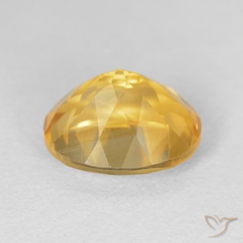 Citrino Dorado claro natural de 4.86 ct, Ovalada, VVS-VS