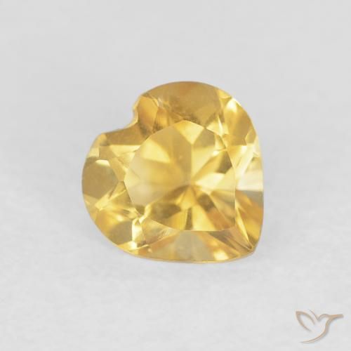 Citrino Dorado medio natural de 0.64 ct, Corazón, VVS