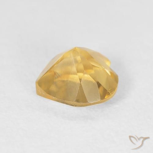 Citrino Dorado medio natural de 0.78 ct, Corazón, VVS-VS