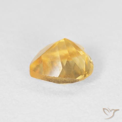 Citrino Dorado medio natural de 0.68 ct, Corazón, VVS-VS