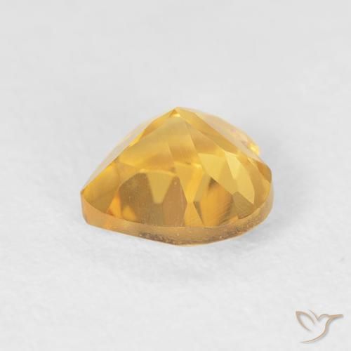 Citrino Dorado medio natural de 0.79 ct, Corazón, VVS-VS