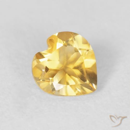 Citrino Dorado medio natural de 0.58 ct, Corazón, VVS-VS