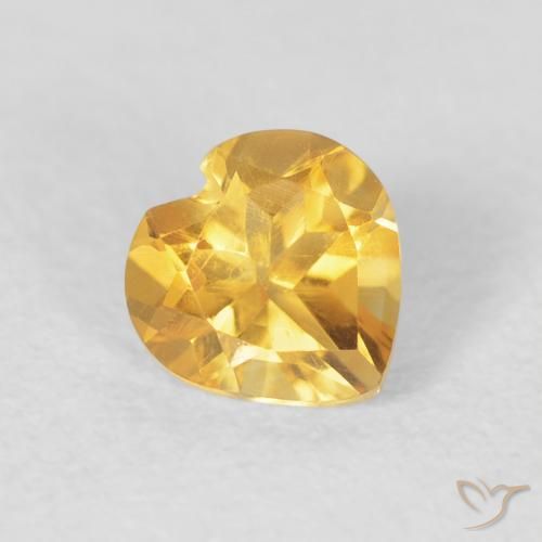 Citrino Dorado medio natural de 0.73 ct, Corazón, VVS-VS