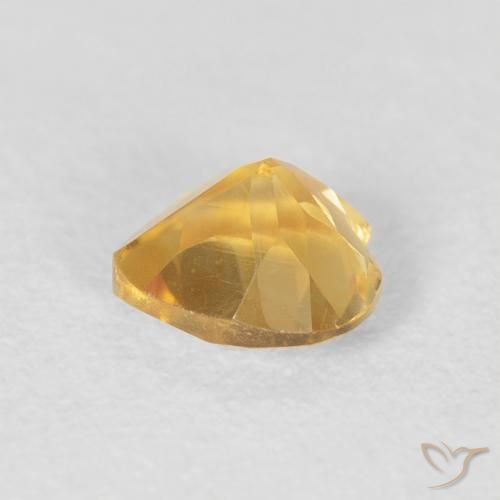 Citrino Dorado medio natural de 0.73 ct, Corazón, VVS-VS