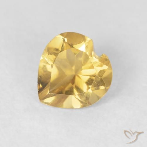 Citrino Dorado intenso natural de 0.67 ct, Corazón, VVS
