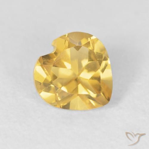 Citrino Dorado claro natural de 0.81 ct, Corazón, VVS