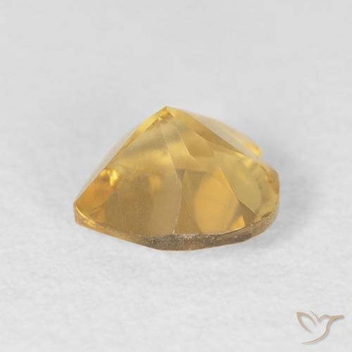 Citrino Dorado medio natural de 0.71 ct, Corazón, VVS