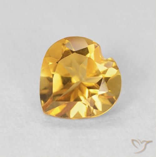 0.72ct Natural Medium Light-Golden Citrino, Corazón, VVS-VS