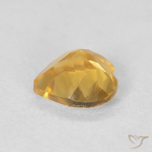 Citrino Dorado claro natural de 0.67 ct, Corazón, VVS-VS