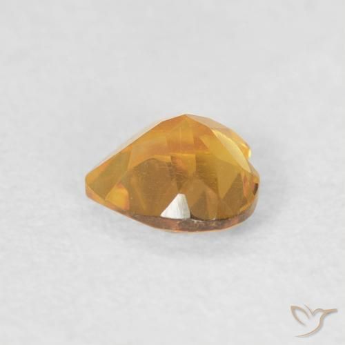 Citrino Dorado claro natural de 0.39 ct, Corazón, VVS-VS