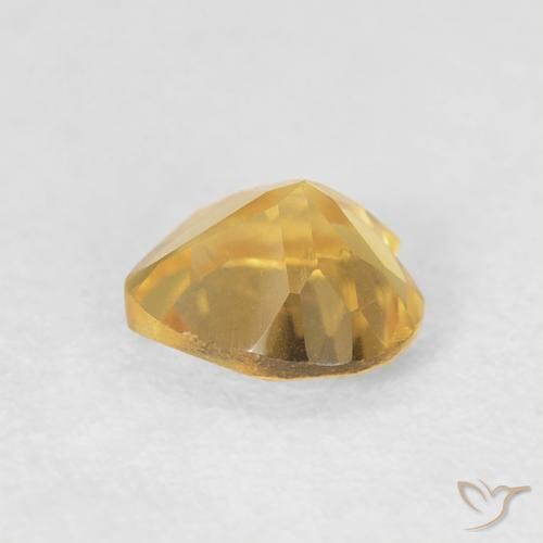 Citrino Dorado medio natural de 0.64 ct, Corazón, VVS-VS