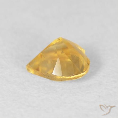 Citrino Dorado medio natural de 0.42 ct, Corazón, VVS