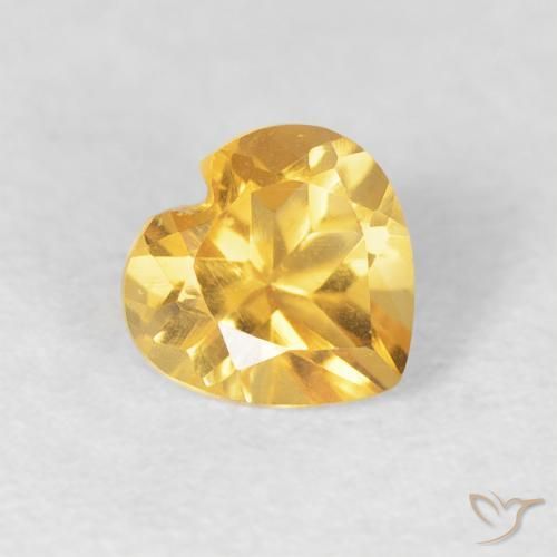 Citrino Dorado claro natural de 0.45 ct, Corazón, VVS