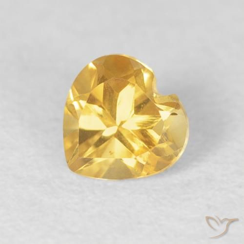 Citrino Dorado medio natural de 0.46 ct, Corazón, VVS