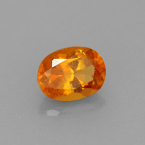 Clinohumite Naranja amarillo natural de 0.75 ct, Corte Óvalo, VS
