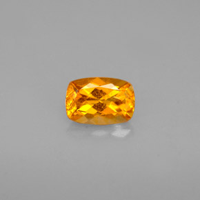 Clinohumita naranja natural de 0,58 ct, corte cojín, VS-SI