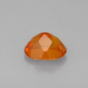 Clinohumita naranja natural de 0,72 ct, corte óvalo, VS-SI