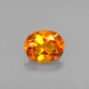 Clinohumita naranja natural de 0,48 ct, corte óvalo, VVS-VS