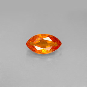 Clinohumite Naranja amarillo natural de 1.36 ct, Marquesa, VS-SI