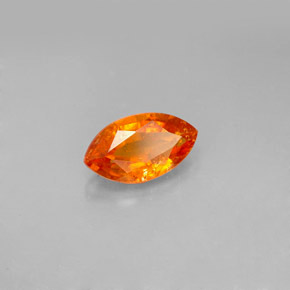 Clinohumite Naranja amarillo natural de 1.36 ct, Marquesa, VS-SI