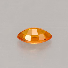 Clinohumite Naranja amarillo natural de 0.37 ct, Marquesa, VS