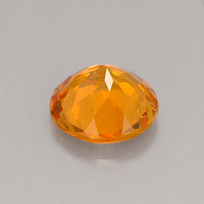 Clinohumita naranja natural de 0,62 ct, corte redondo, VS-SI
