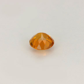 Clinohumita naranja amarillento natural de 0,46 ct, corte redondo, VS