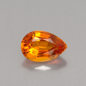 Clinohumita naranja natural de 1,03 ct, en forma de pera, VS-SI