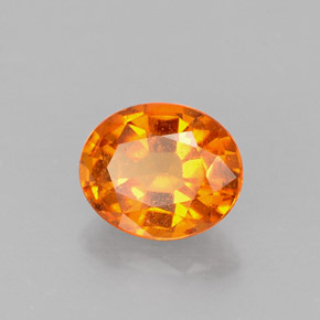 Clinohumita naranja natural de 1,17 ct, corte óvalo, VS-SI