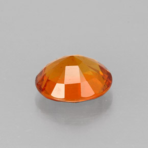 Clinohumita naranja natural de 1,17 ct, corte óvalo, VS-SI