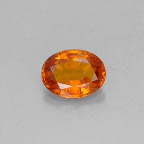 Clinohumita naranja natural de 1,36 ct, corte óvalo, SI