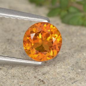 Clinohumita naranja amarillento natural de 0,55 ct, corte redondo, VS-SI