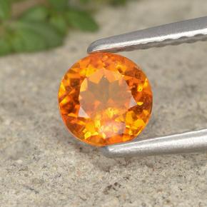 Clinohumita naranja amarillento natural de 0,55 ct, corte redondo, VS-SI