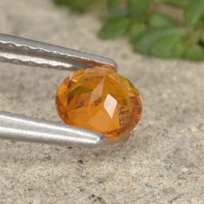 Clinohumita naranja natural de 0,49 ct, corte redondo, VS-SI