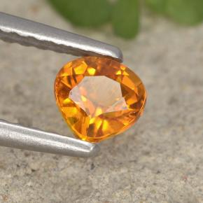 Clinohumite Naranja amarillo natural de 0.46 ct, En forma de pera, VS-SI