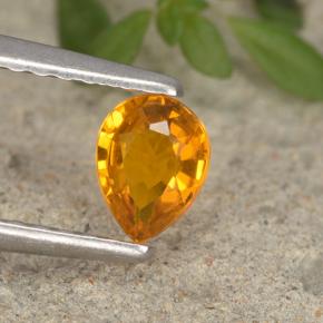 Clinohumite Naranja amarillo natural de 0.37 ct, En forma de pera, VS-SI
