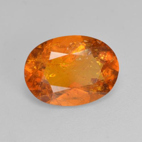 Clinohumite Naranja medio natural de 3.01 ct, Corte Óvalo, SI