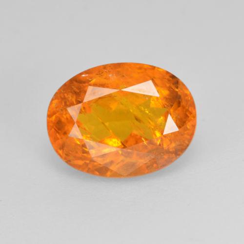 Clinohumite Ámbar naranja natural de 1.66 ct, Corte Óvalo, SI-I1