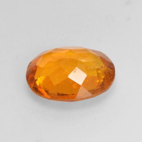 Clinohumita naranja natural de 1,45 ct, corte óvalo, SI
