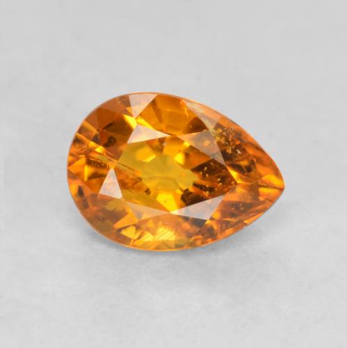 Clinohumita naranja natural de 0,71 ct, en forma de pera, SI-I1