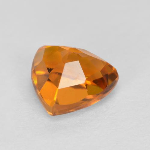 Clinohumita naranja natural de 0,59 ct, trillón, VS