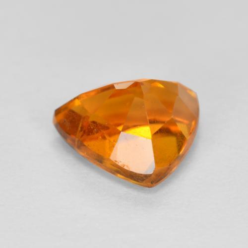 Clinohumita naranja natural de 0,87 ct, trillón, SI