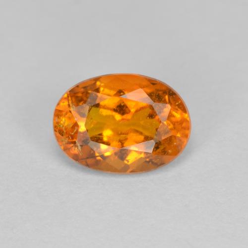 Clinohumita naranja natural de 1,15 ct, corte óvalo, SI