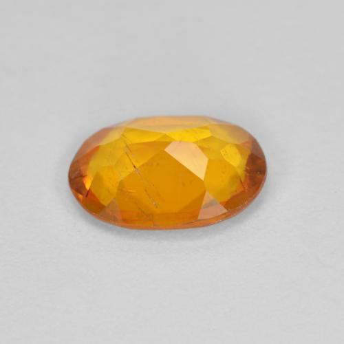 Clinohumita naranja natural de 1,00 ct, corte óvalo, SI
