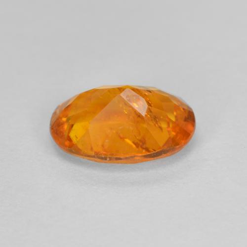 Clinohumita naranja natural de 1,26 ct, corte óvalo, SI-I1